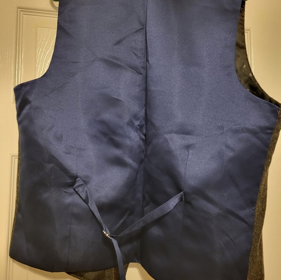 Tweed Vest - Picture 2 of 2